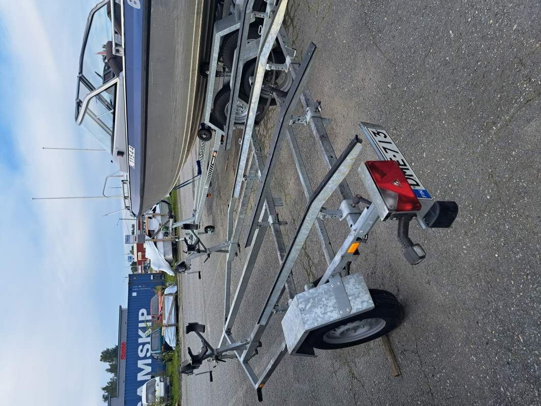 KÄYTETTY JARRUTON MAJAVA VT750 DUOJET - JETTITRAILERI - 20 / 23vm 