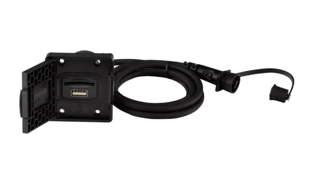 RAYMARINE MICROSD KORTINLUKIJA + USB PORTILLA